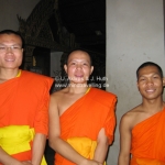Im Gespräch mit Mönchen in Phitsanulok / Thailand